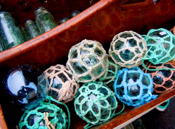 Glass fishing floats - The Norwegian American