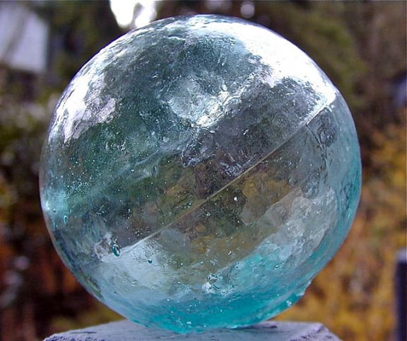 Glass fishing floats - The Norwegian American